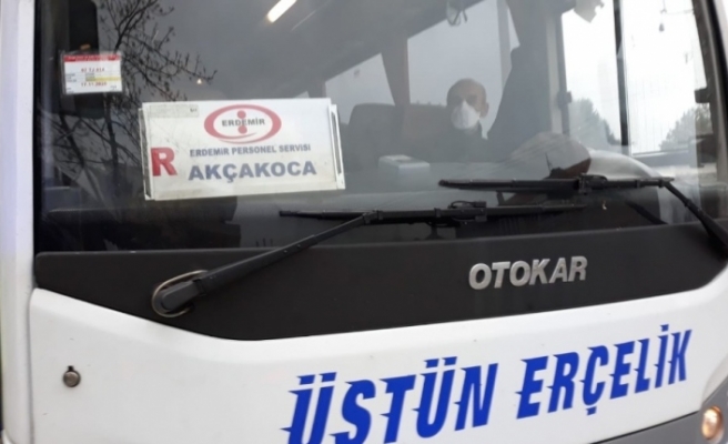 Akçakoca’da polisten otobüslerde korona virüs denetimi