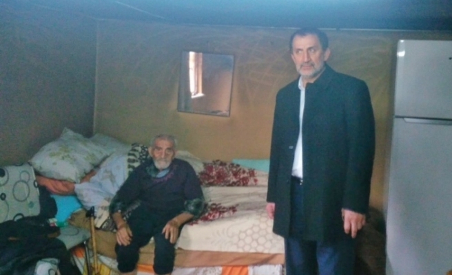 Başkan Şahin, yaşlıları evlerinde ziyaret etti