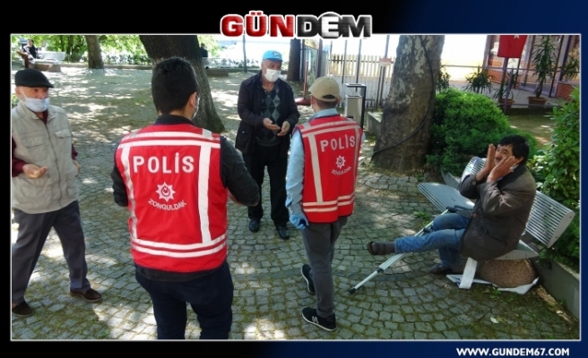 Zonguldak polisinden Şeker ve Kolonya İkramı