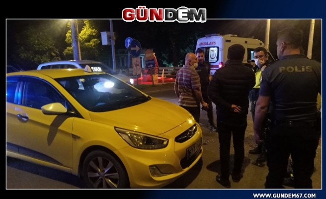 Zonguldak’ta Ticari taksiye çarpıp kaçtılar!