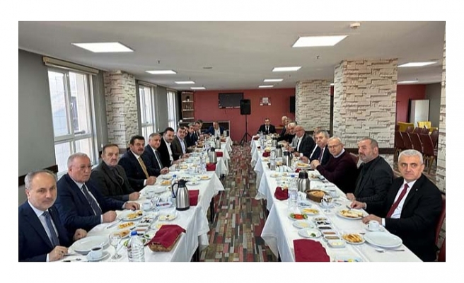 AK Parti Heyeti Belediye Başkan Aday Adaylarıyla Buluştu