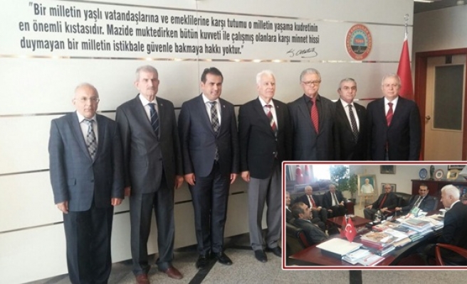 Demirtaş Türkiye Emekliler Derneği Genel merkezini ziyaret etti