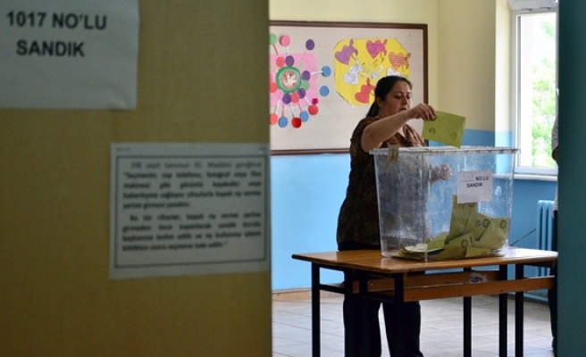 İki mahallede yapılan seçimle muhtar adayları belirlendi