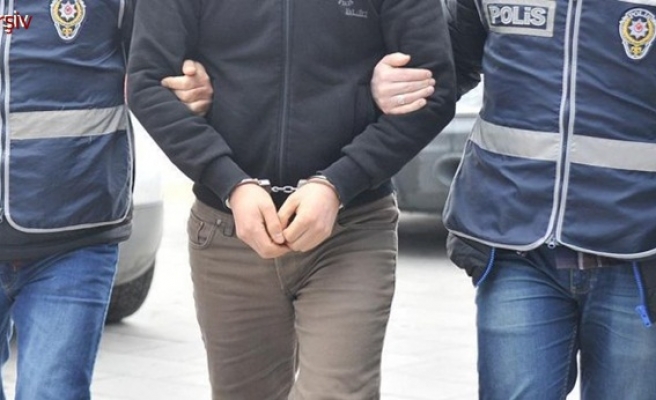 FETÖ operasyonlarında 7 tutuklama