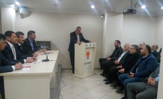 AK Parti Merkez İlçe İstişare toplantısını yaptı