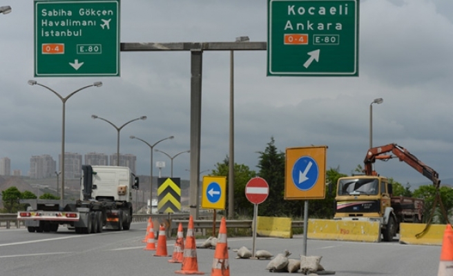 Sürücüler dikkat! Ankara istikameti 15 gün kapalı