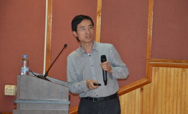Çinli profesör, deprem öncesi atmosferdeki değişimleri anlattı