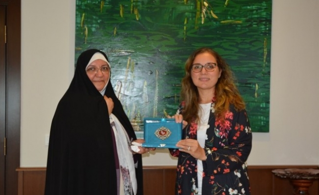 El Zahra Üniversitesi Rektöründen Düzce Üniversitesi'ne ziyaret