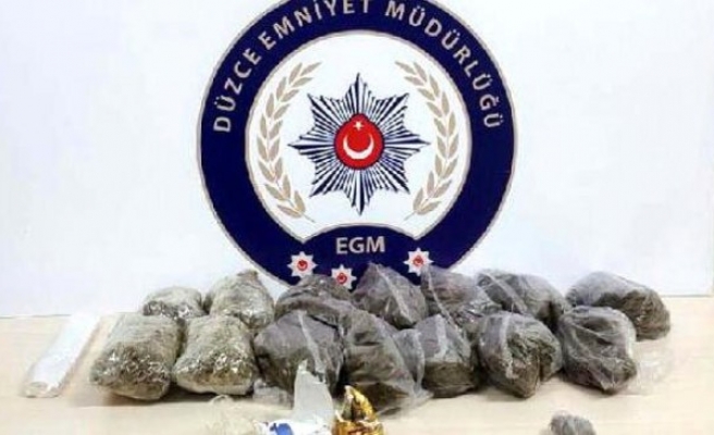 Düzce'de uyuşturucu operasyonu: 7 şüpheliden 6'sı tutuklandı,
