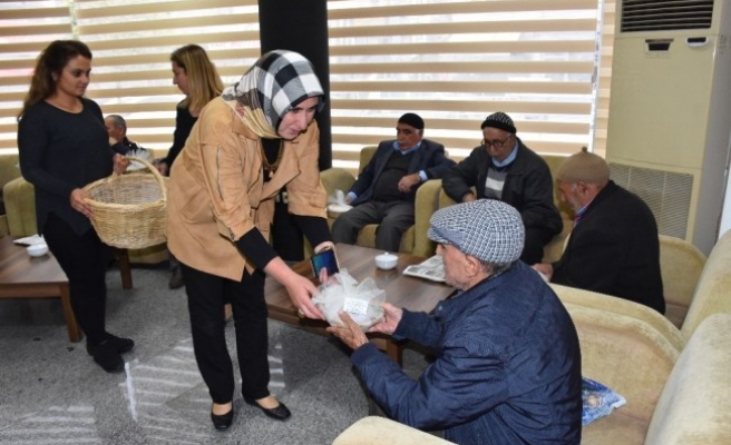 Düzce Belediyesinden Yaşlılar Haftası etkinliklerle kutlandı