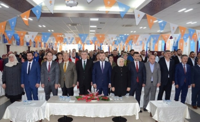 AK Parti Gümüşova'da İlçe Başkanı Cihan Ünal oldu