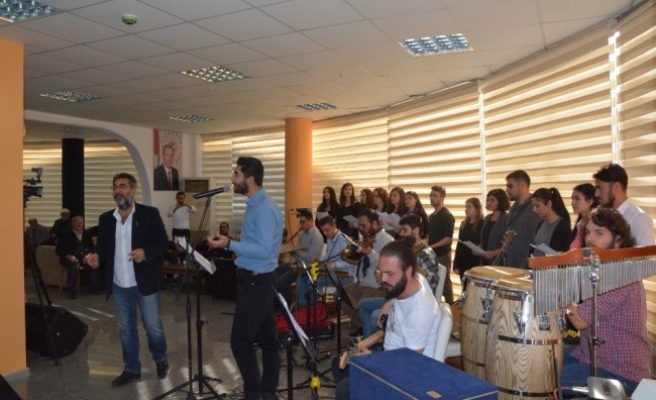 Düzce Üniversitesinden Türkülerle muhabbet konseri