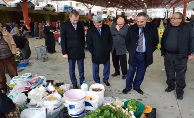 Yığılca'da Başkanlar pazar yerini gezdi