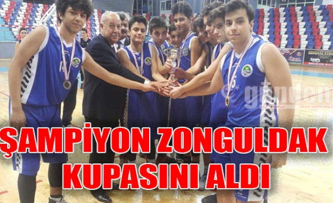 Şampiyon Zonguldak kupasını aldı
