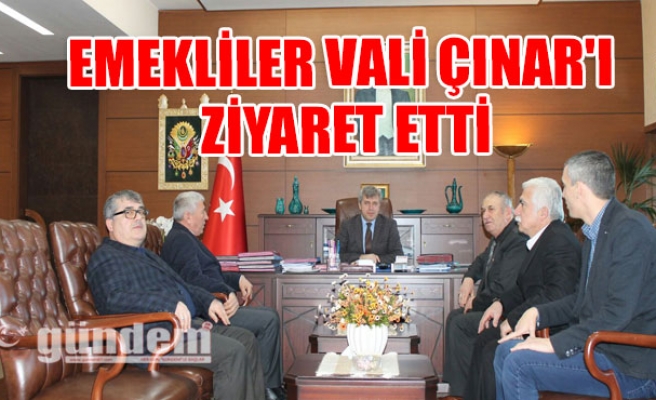 Emekliler Vali Çınar'ı Ziyaret Etti