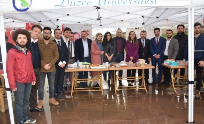Düzce Üniversitesi'nden Zeytin Dalı harekatına destek kermesi