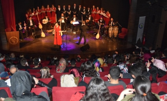 Düzce Üniversitesi'nde 12. kuruluş yıldönümü konseri gerçekleştirildi