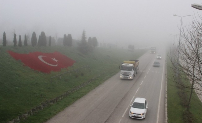 Bolu Dağı'nda ve Düzce Merkezde yoğun sis...