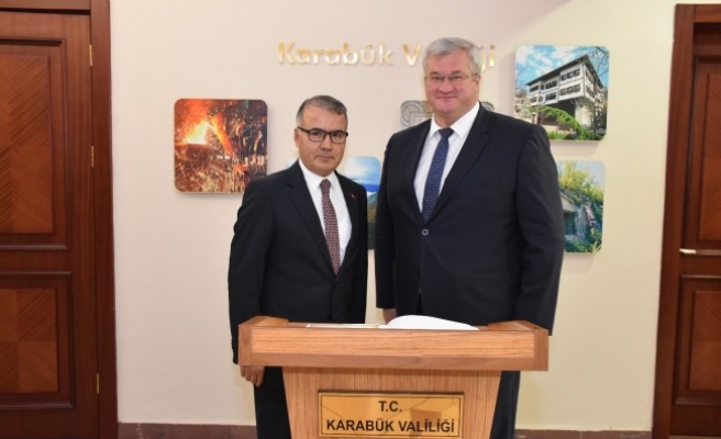 Ukrayna'nın Ankara Büyükelçisi Sybıha'dan ziyaret