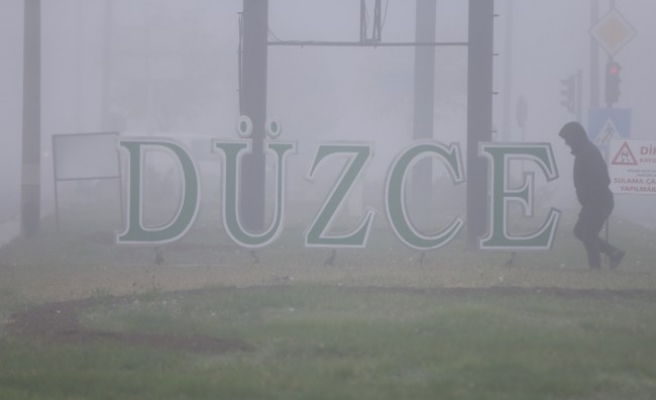 Düzce kent merkezinde yoğun sis