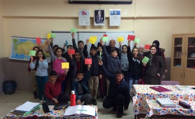 İlkokul öğrencilerinden duygu dolu mektupları Afrin'e