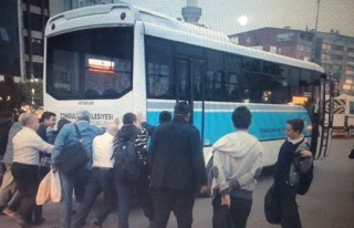 Bu kez vatandaş otobüsü taşıdı