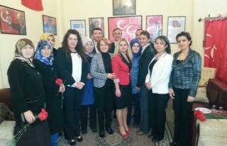Gülüç MHP Kadın kolları kuruluşunu kutladı