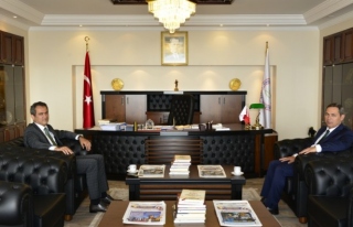 Başkan Uysal, Rektör Özeri ziyaret etti