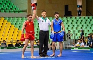 Wushu Şampiyonasında dünya ikincisi oldu