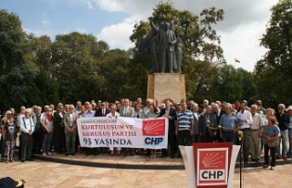 CHP, Ereğli'de tören düzenledi