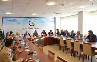 Düzce Üniversitesi İl Genel meclisini konuk etti