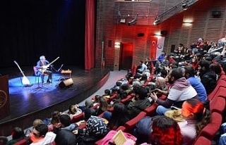Bağlama ile yöresel Türklerimiz konseri ilgi gördü