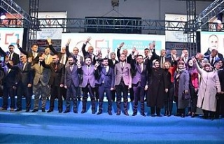 AK Parti Düzce belediye başkan adaylarını tanıttı
