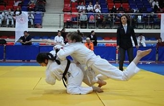 ’Okul Sporları Judo Yıldızlar Grup Birinciliği’...