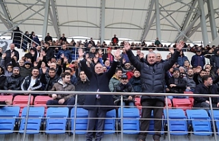 Şanal'dan Kömürspor'a destek