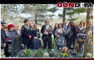 Gazeteci Ataman mezarı başında anıldı