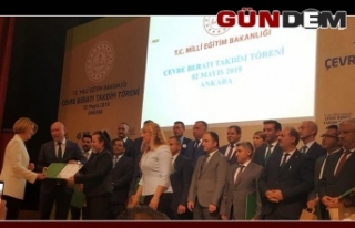 Zonguldak İlkokulu 'Çevre Beratı’ ödülü...