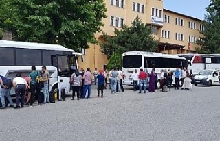 İstanbul seçimi için otobüslerle yola çıktılar