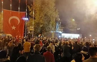 29 Ekim Cumhuriyet Bayramı Düzce’de fener alayı...