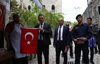 Osmanlı kentinde Mehmetçik’e destek için Türk...