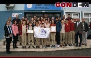 Ahmet Taner Kışlalı Ortaokuluna Avrupa Kalite Ödülü