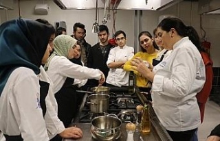 Gastronomi bölümü öğrencilerine bulgur eğitimi