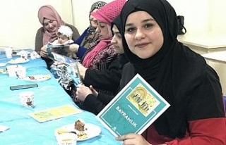 Düzce’deki yabancılar Türkçe öğreniyor