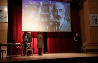 KBÜ’de Mehmet Akif Ersoy’un hayatı sahnelendi