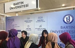 Öğrenciler Bartın Üniversitesini tanıttı