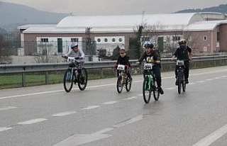 Okullar arası bisiklet yarışması düzenlendi