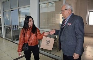 Posbıyık’tan gazetecilere virüsten korunma çantası