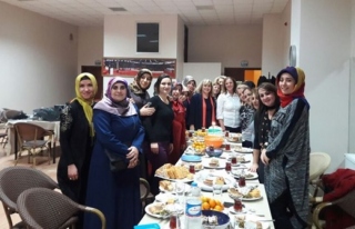 AK Parti kadın kollarından Erdemir işçilerine...