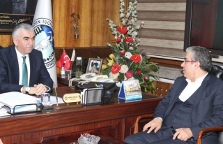 Mehmet Uçum, GMİS'i ziyaret etti