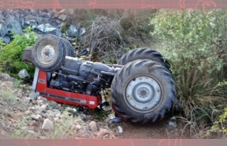 Traktör Kazası ; 3 yaralı
